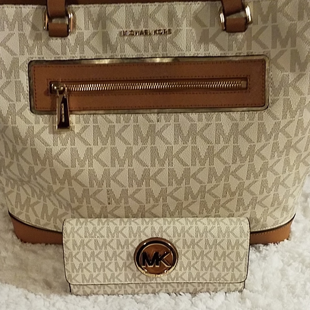 Used Michael Kors purse